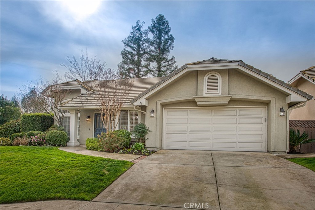 9225 N Bramwell St, Fresno, CA 93720