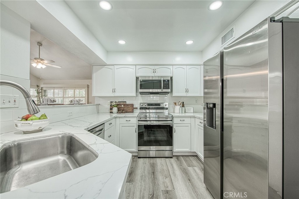 9225 N Bramwell St, Fresno, CA 93720