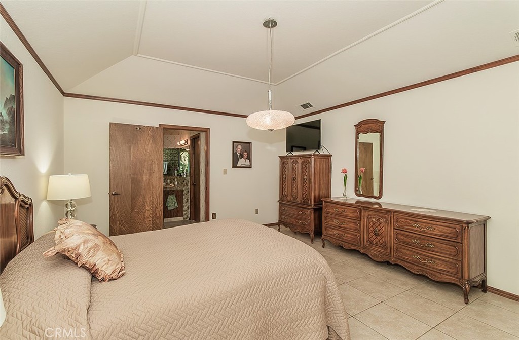 7355 N Pacific, Fresno, CA 93711