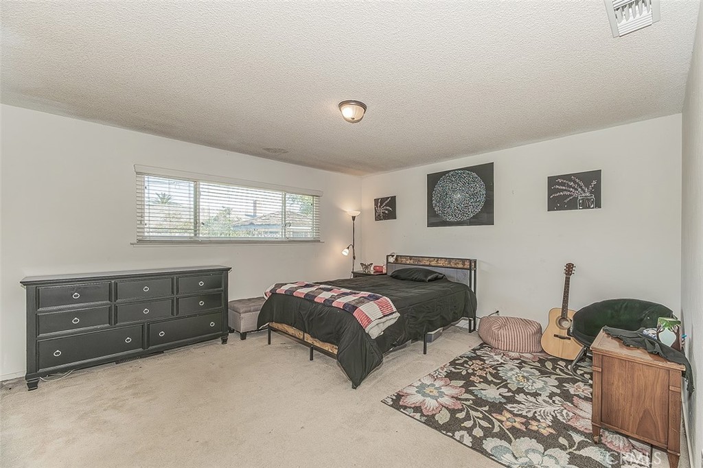 6326 N Bergeron, Fresno, CA 93704