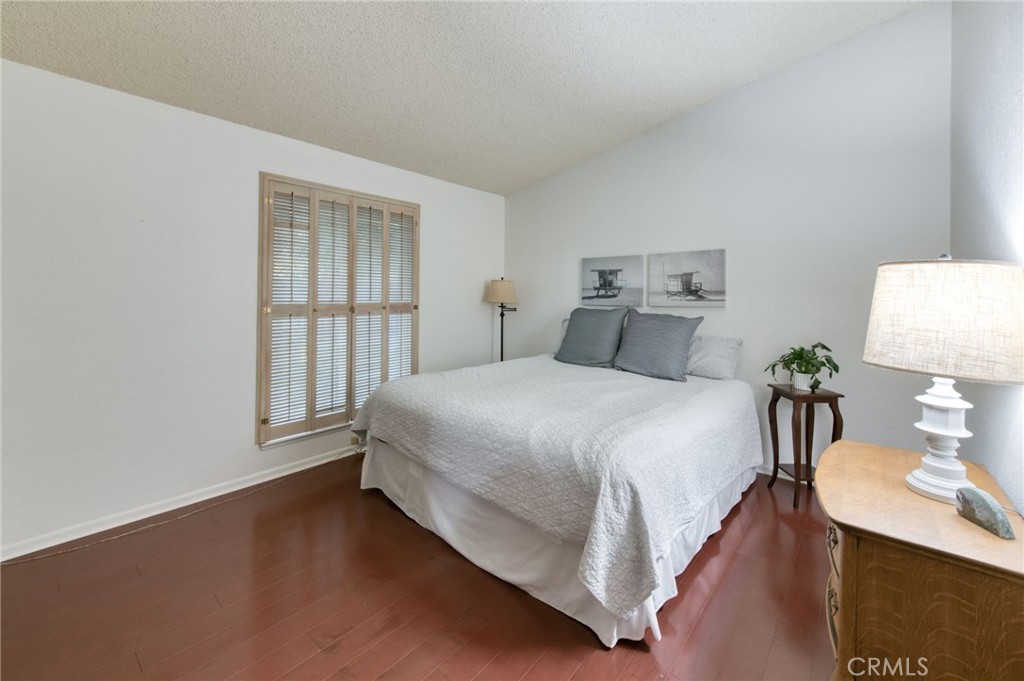 1687 W Dovewood, Fresno, CA 93711
