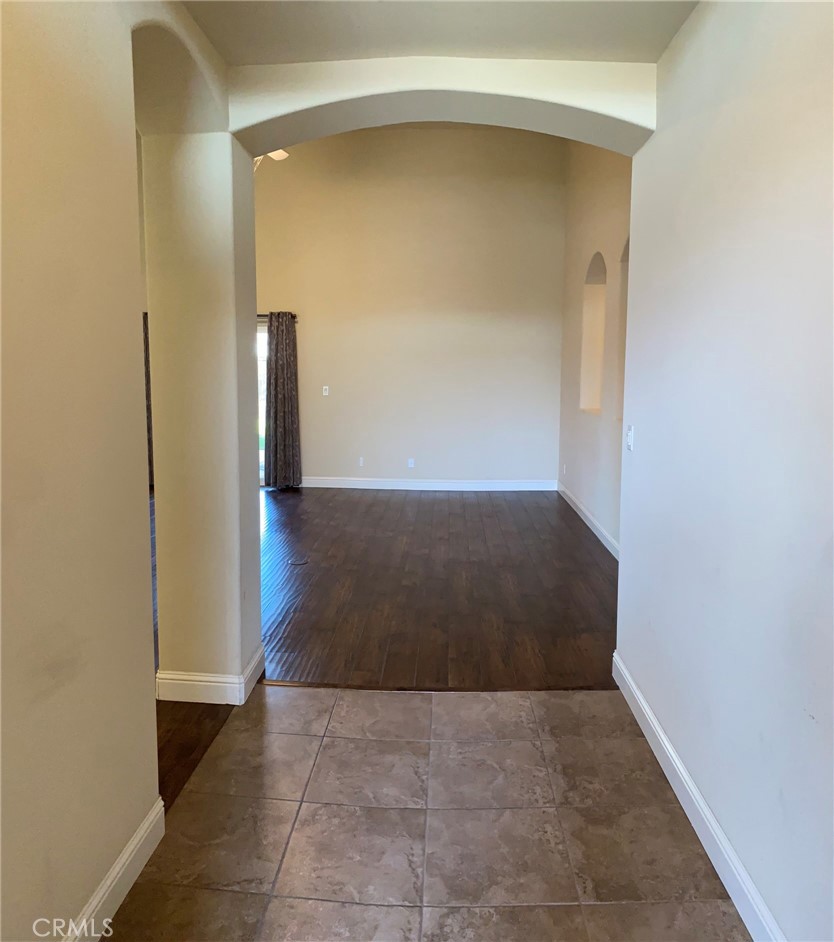 7911 N Fine, Fresno, CA 93720