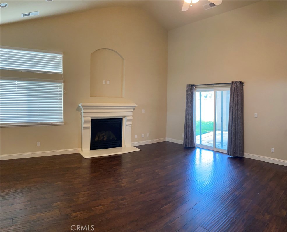 7911 N Fine, Fresno, CA 93720