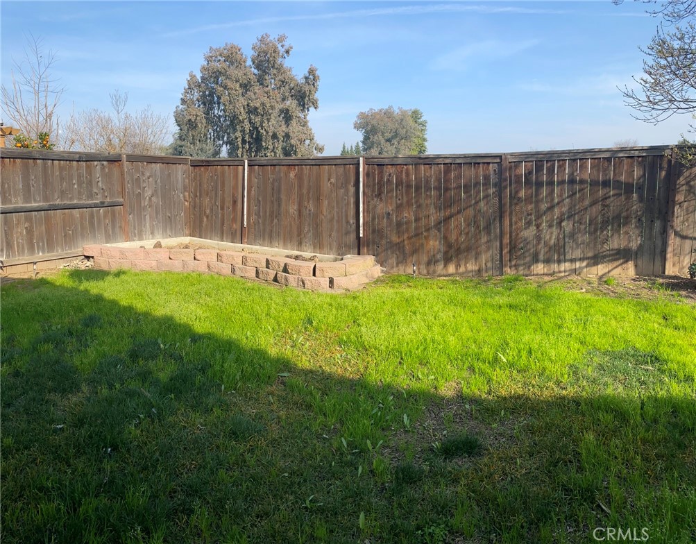 7911 N Fine, Fresno, CA 93720