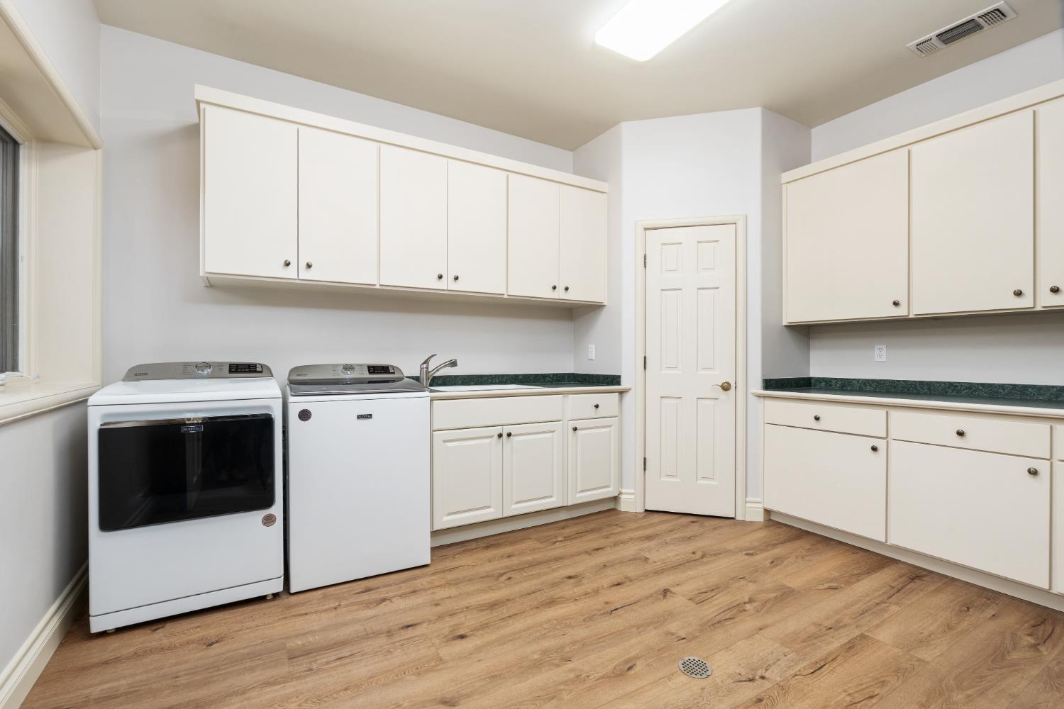 7285 N San Pedro Ave, Fresno, CA 93711