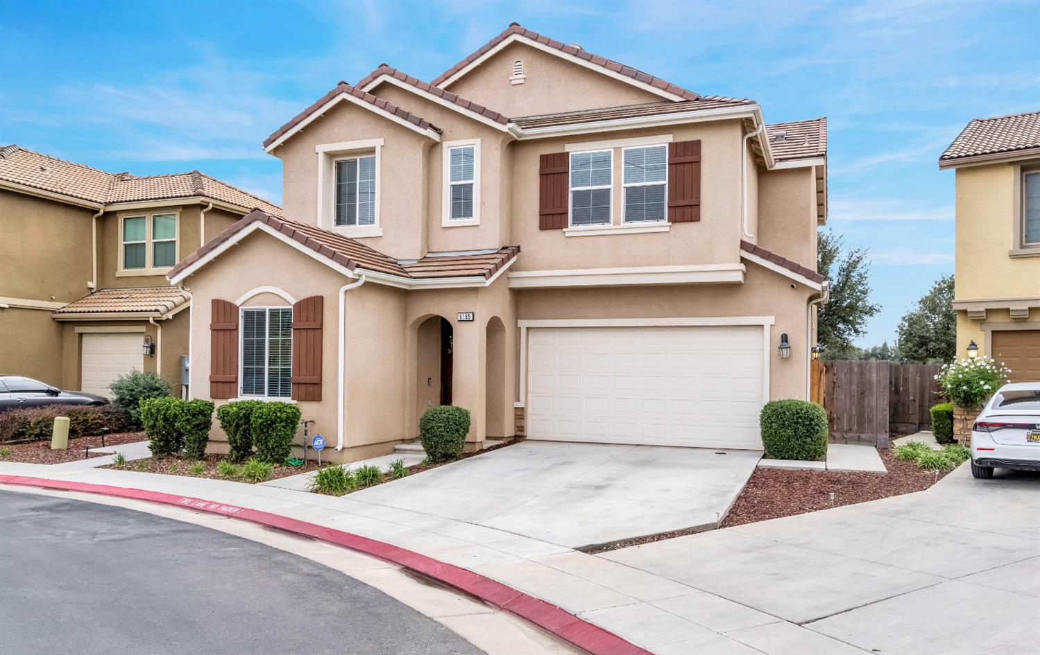 6189 W Concordia Dr, Fresno, CA 93722