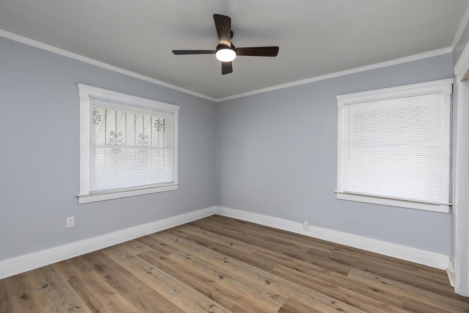 3205 E Liberty Ave, Fresno, CA 93702