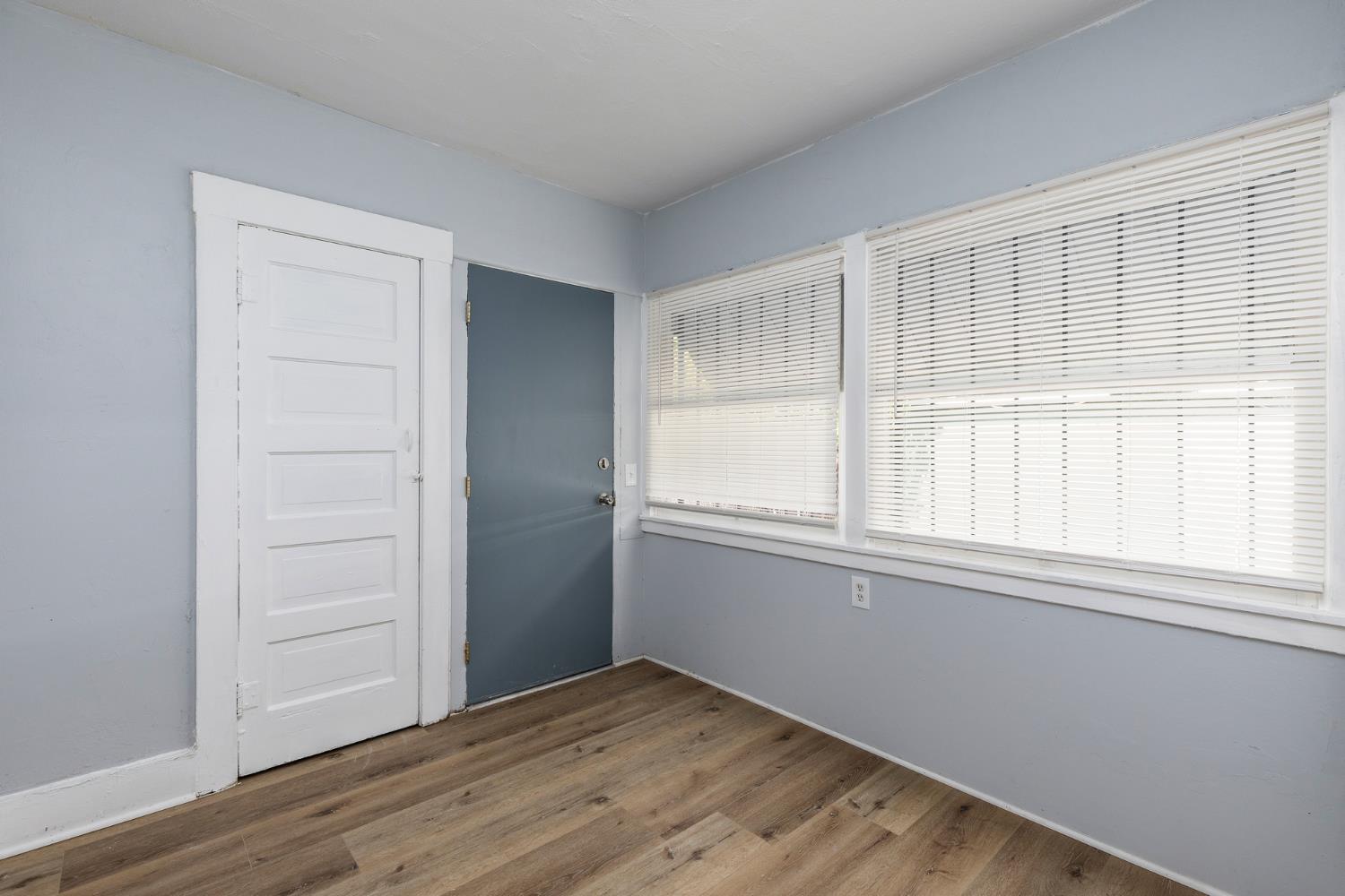 3205 E Liberty Ave, Fresno, CA 93702