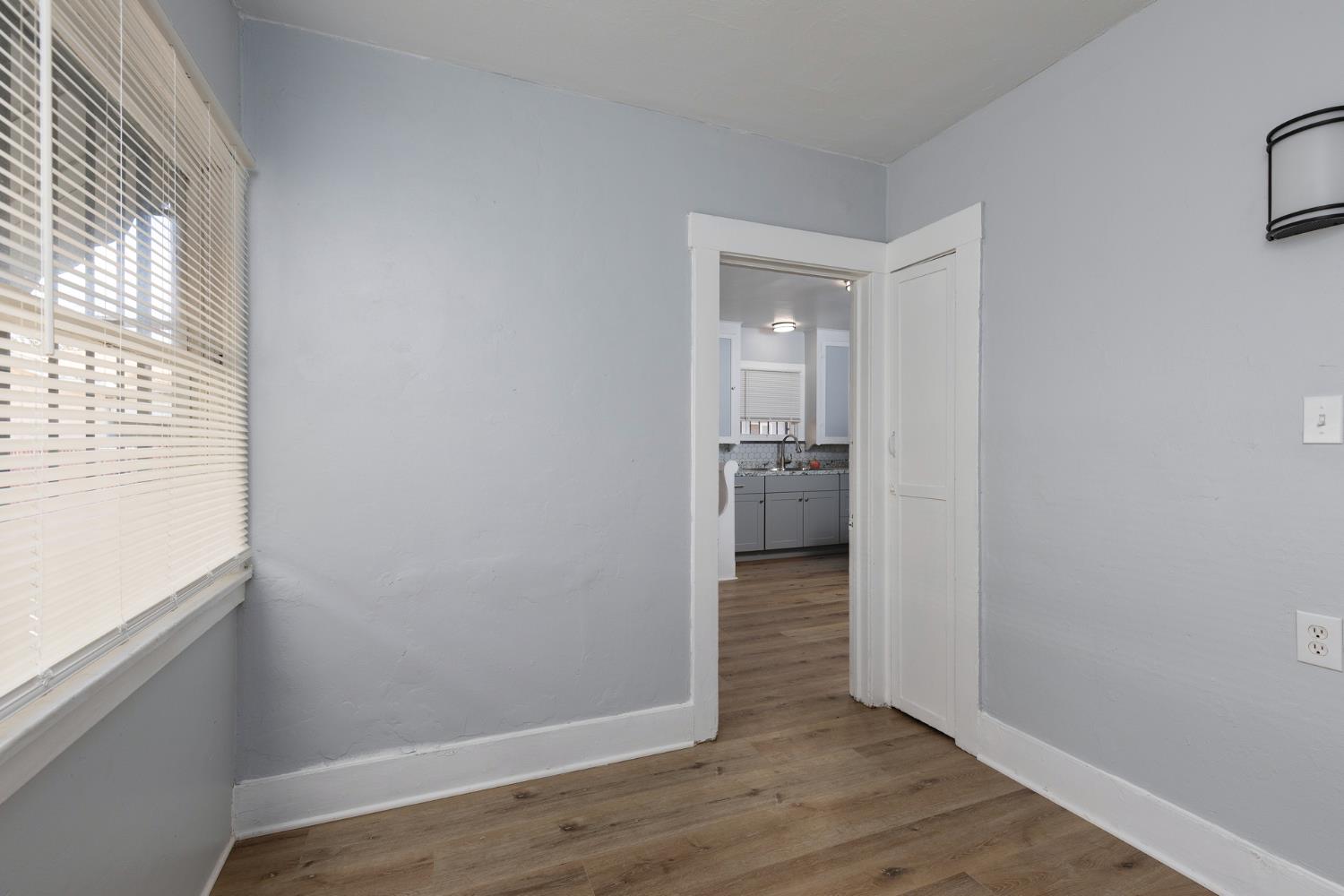 3205 E Liberty Ave, Fresno, CA 93702