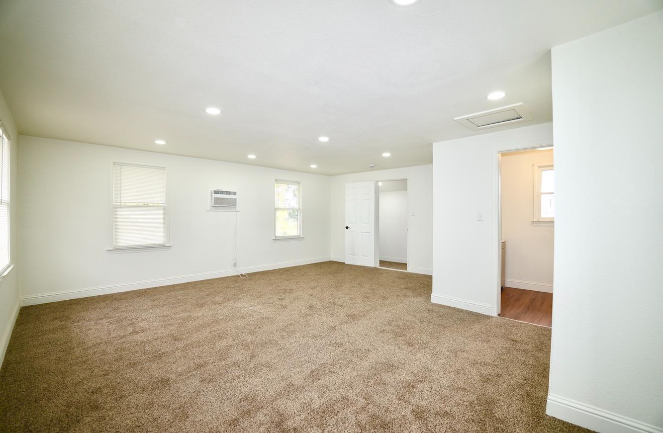 1305 E Fedora, Fresno, CA 93704