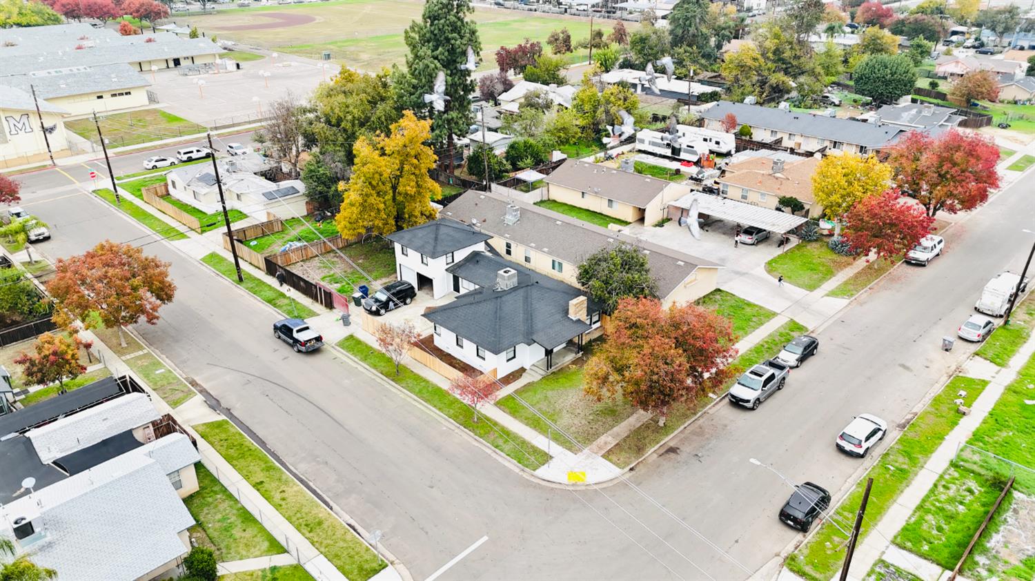 1305 E Fedora, Fresno, CA 93704