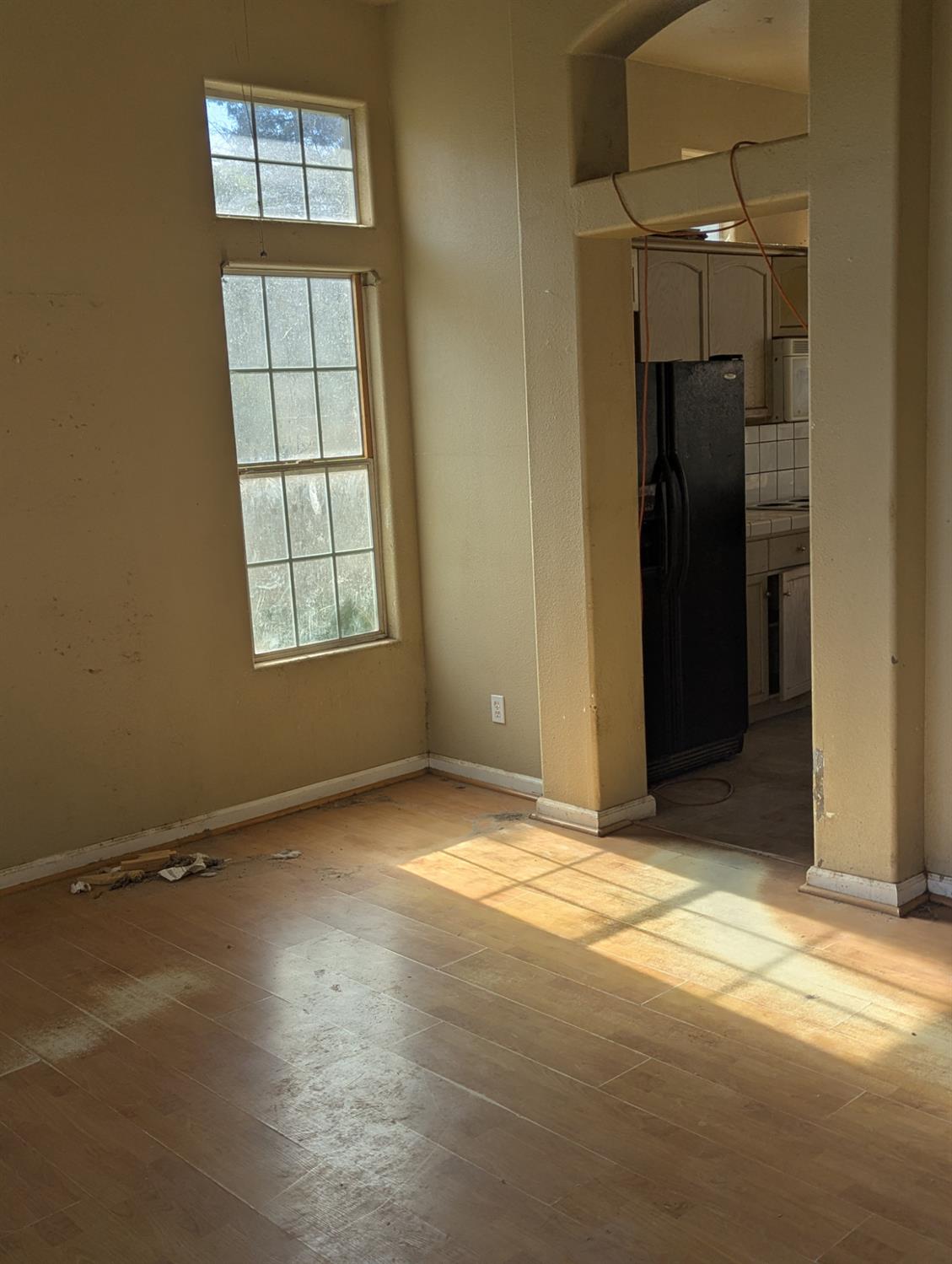 7711 N Ivanhoe Ave, Fresno, CA 93722