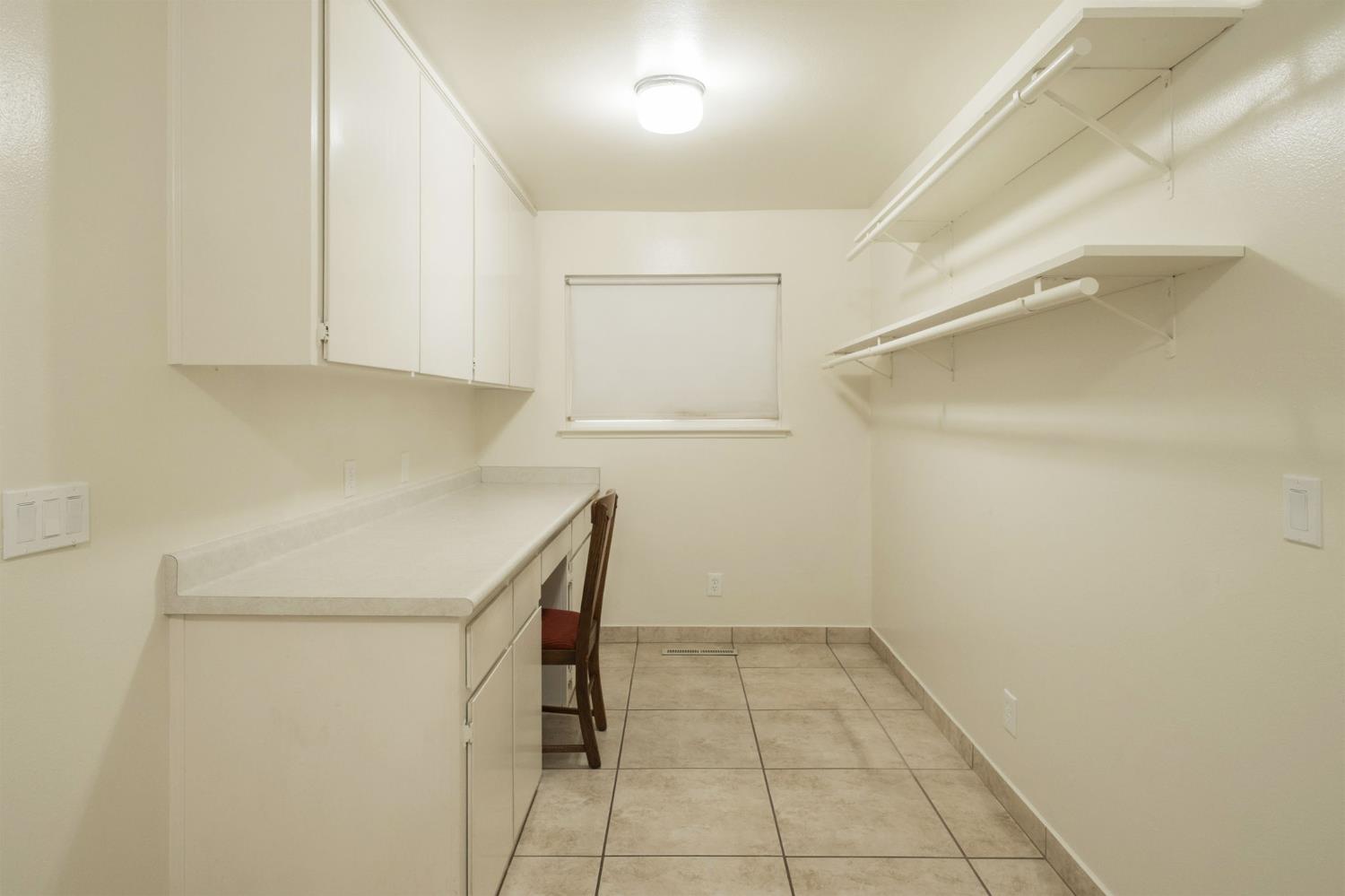 1646 W Paul Ave, Fresno, CA 93711