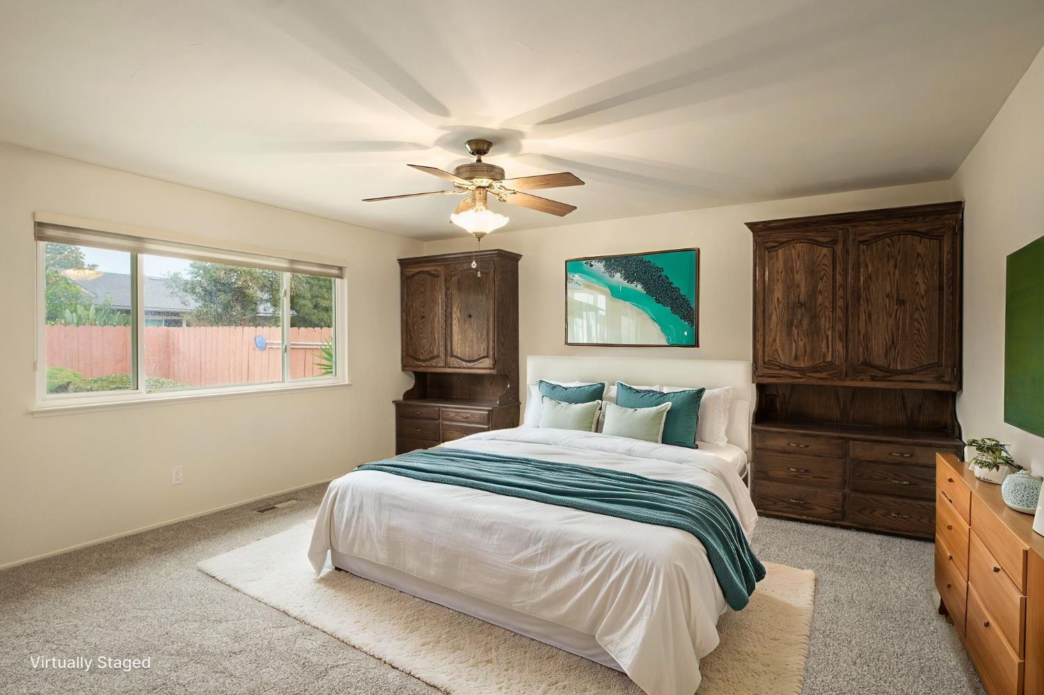 1646 W Paul Ave, Fresno, CA 93711