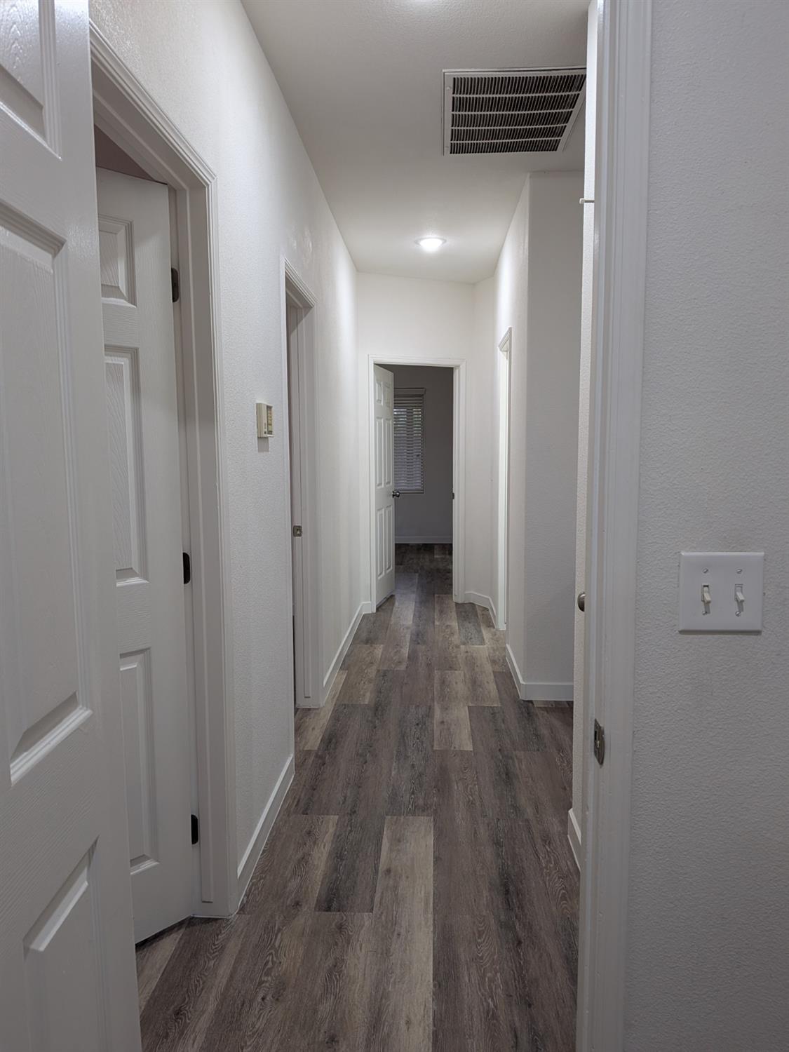 2485 S Manila Ave, Fresno, CA 93727