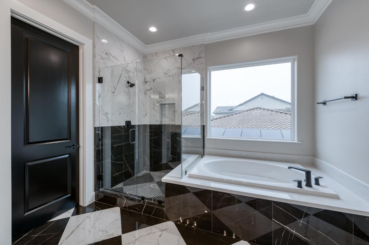 11574 N Range View Dr, Fresno, CA 93730