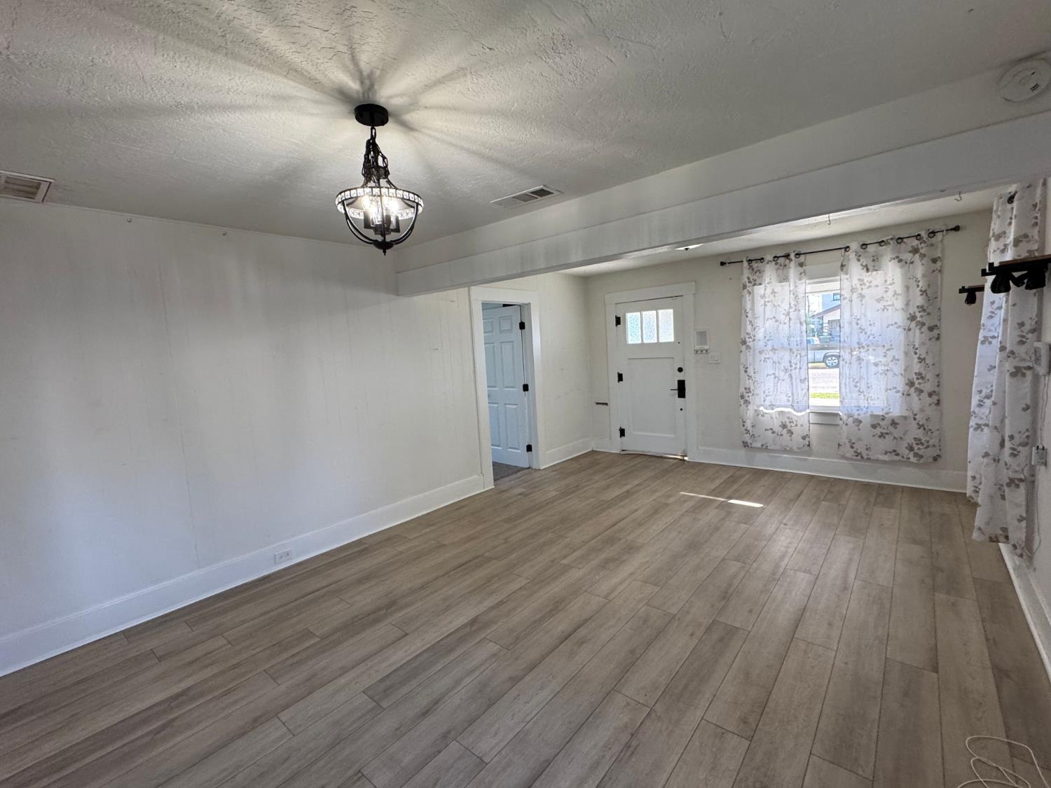 3459 E Lowe Ave, Fresno, CA 93702