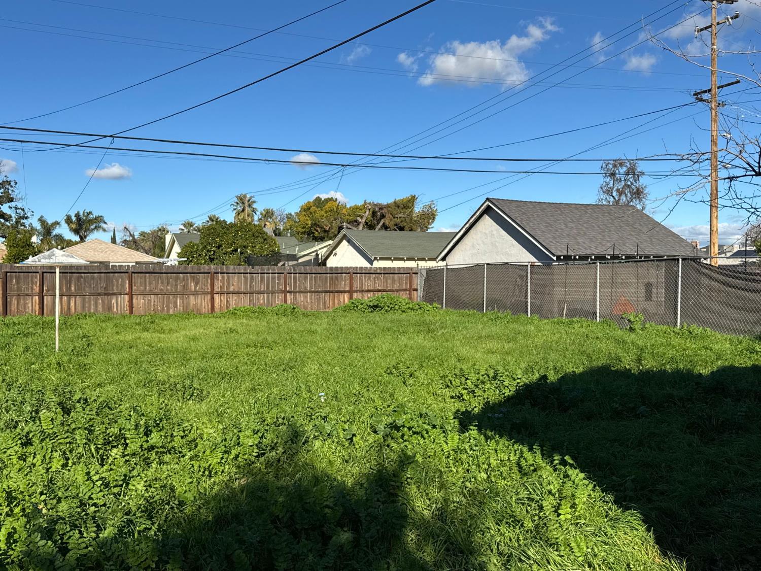 3459 E Lowe Ave, Fresno, CA 93702