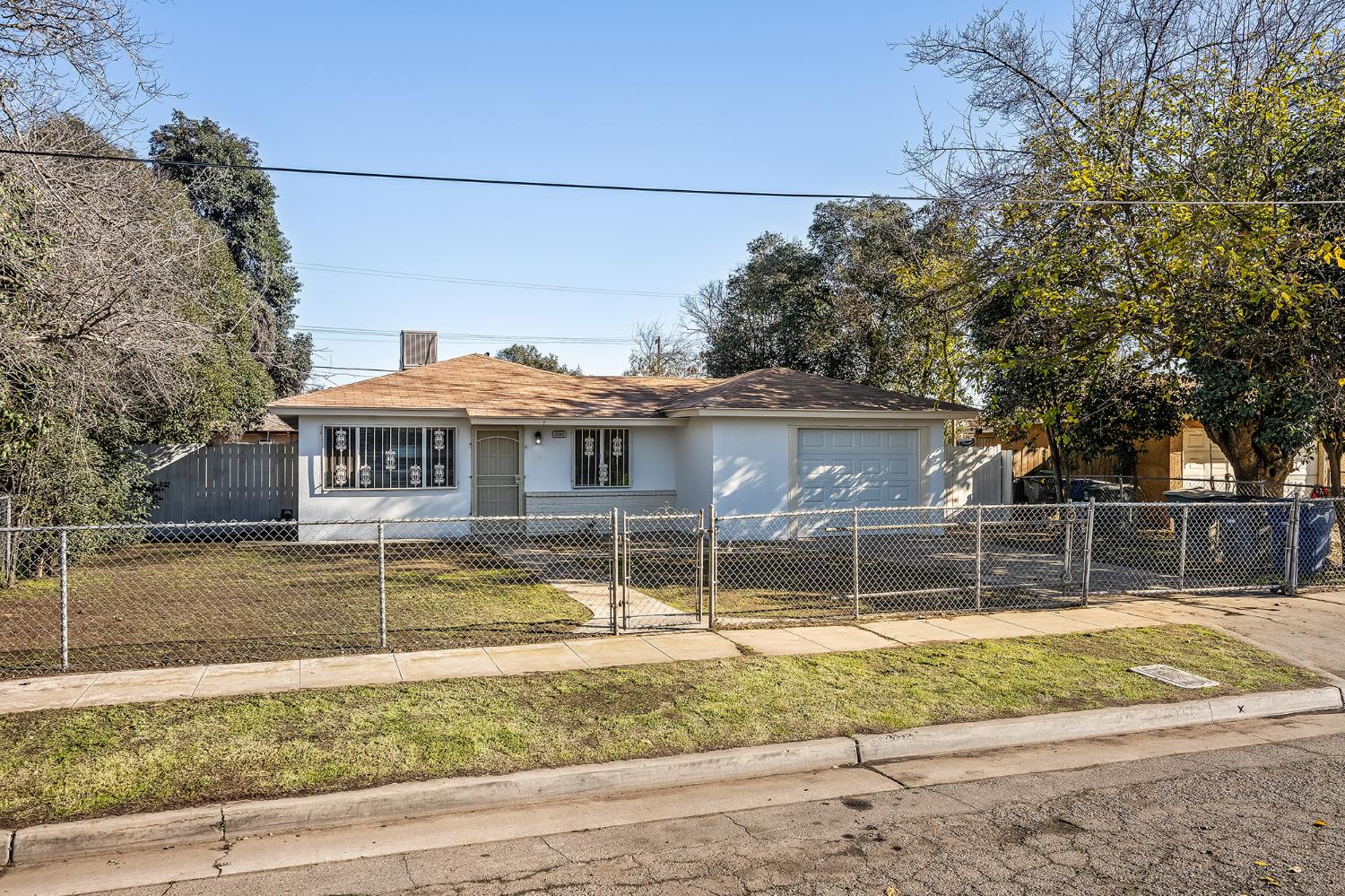 2695 S Tupman Ave, Fresno, CA 93706