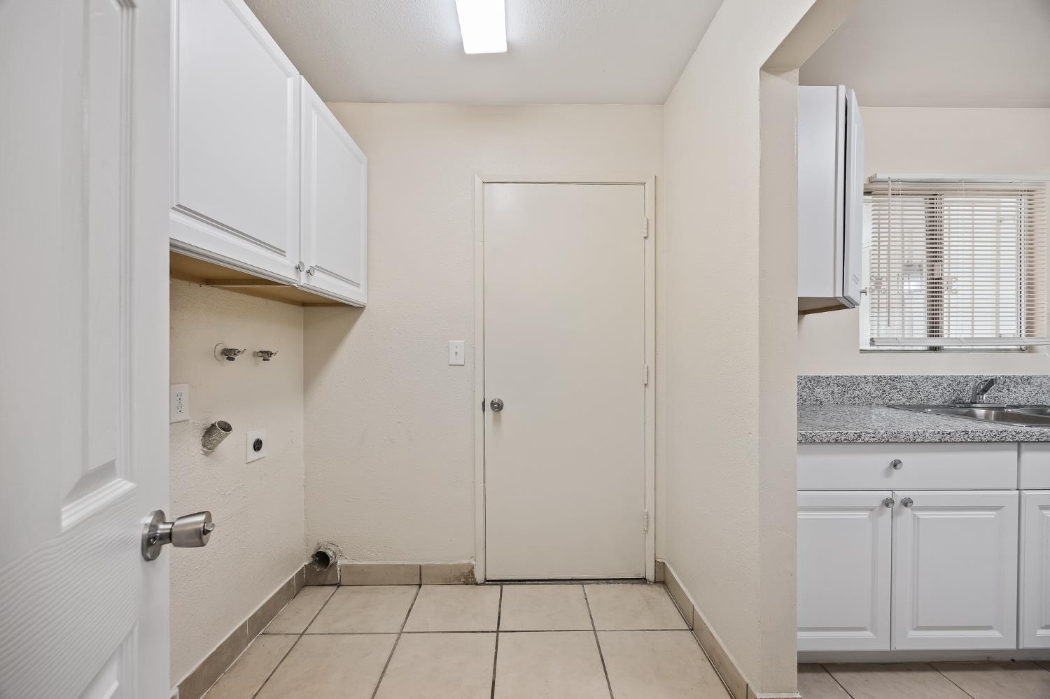 2695 S Tupman Ave, Fresno, CA 93706