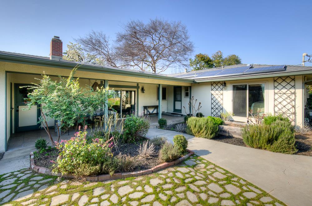 6040 N Wilson Ave, Fresno, CA 93704