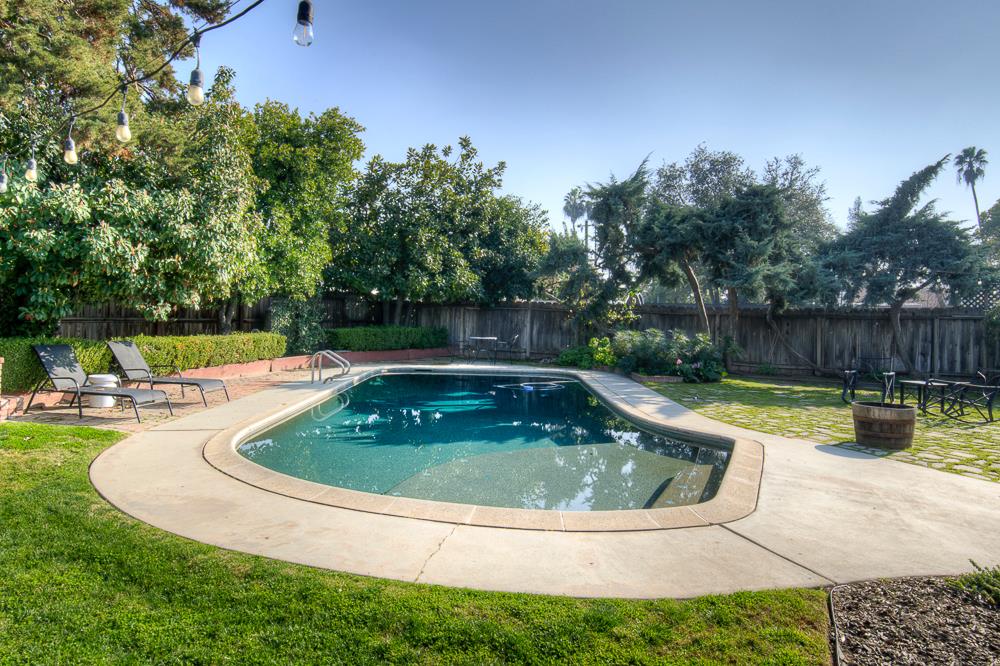 6040 N Wilson Ave, Fresno, CA 93704