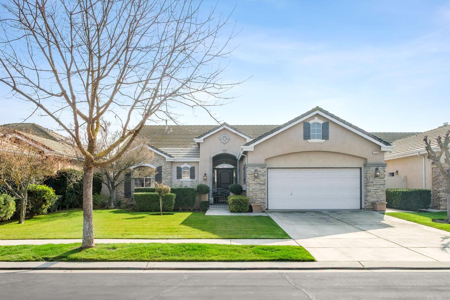 2151 W Via Le Fontane, Fresno, CA 93711