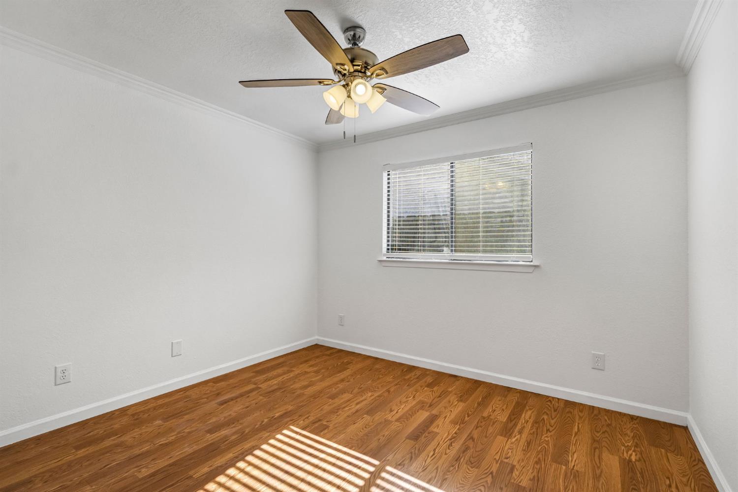 6459 N Hanover Ave, Fresno, CA 93722