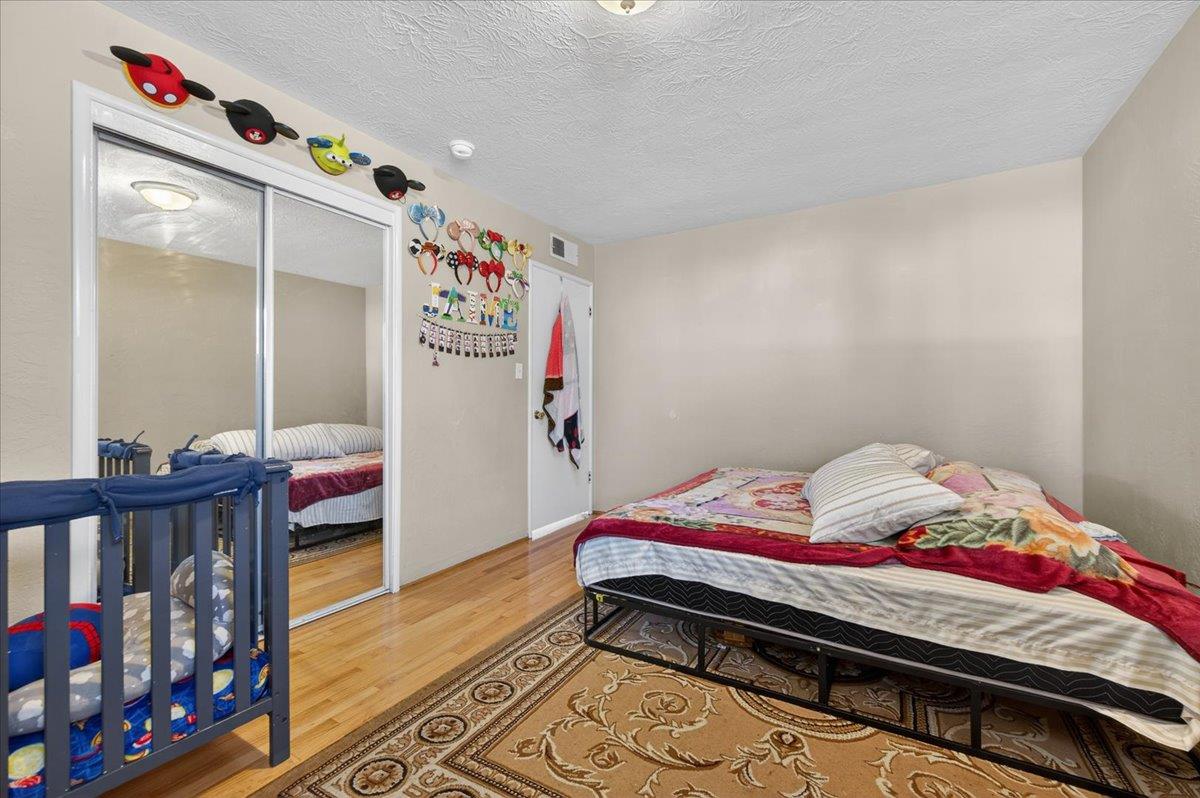 4137 E Cornell Ave, Fresno, CA 93703