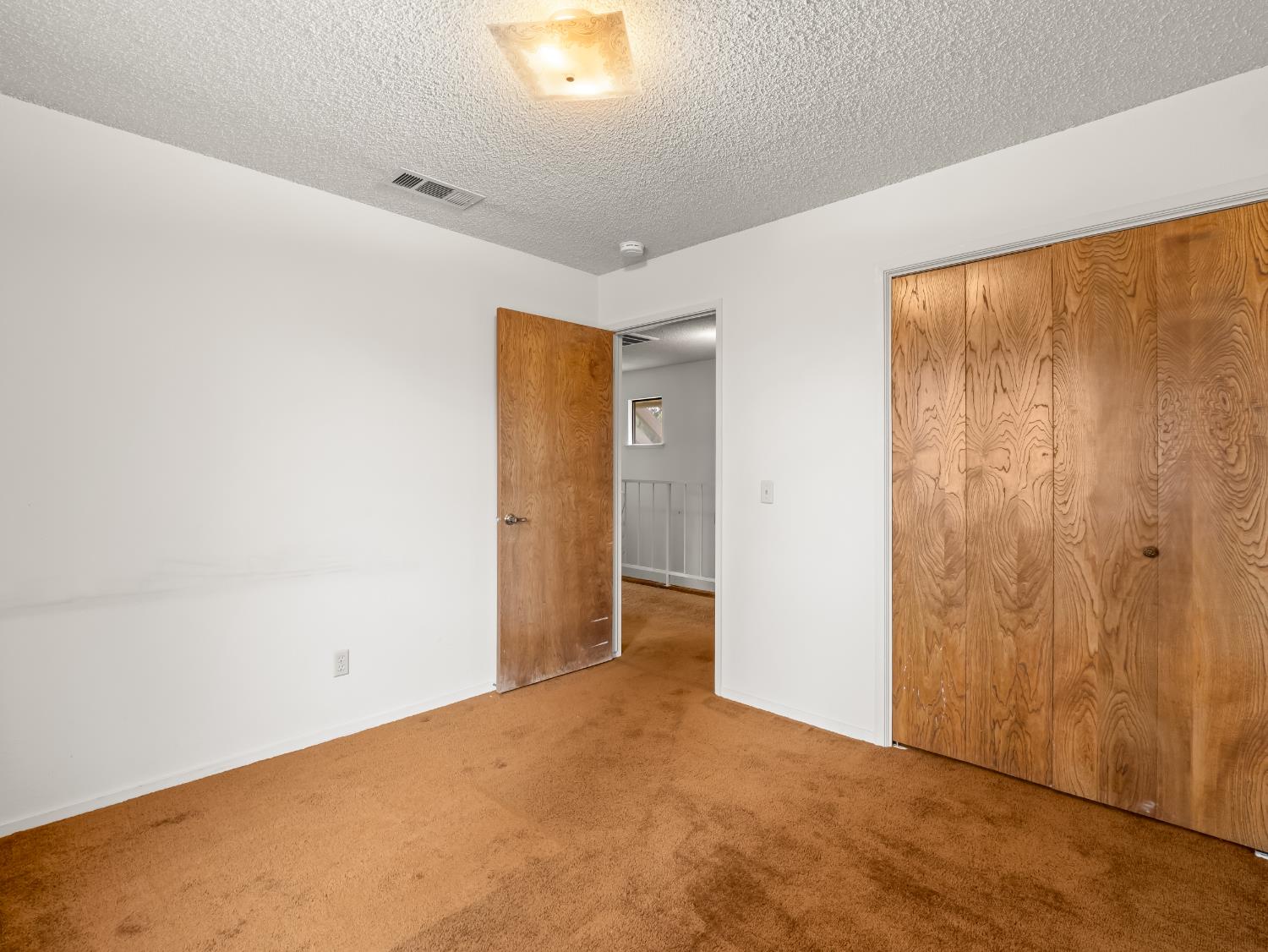 8020 N Angus St, Fresno, CA 93720