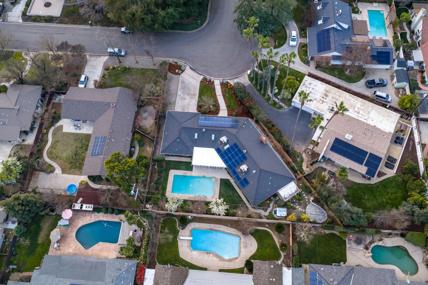 5662 N Thorne Ave, Fresno, CA 93711