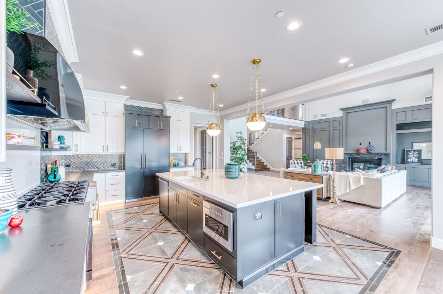 11417 N Portofino Dr, Fresno, CA 93730