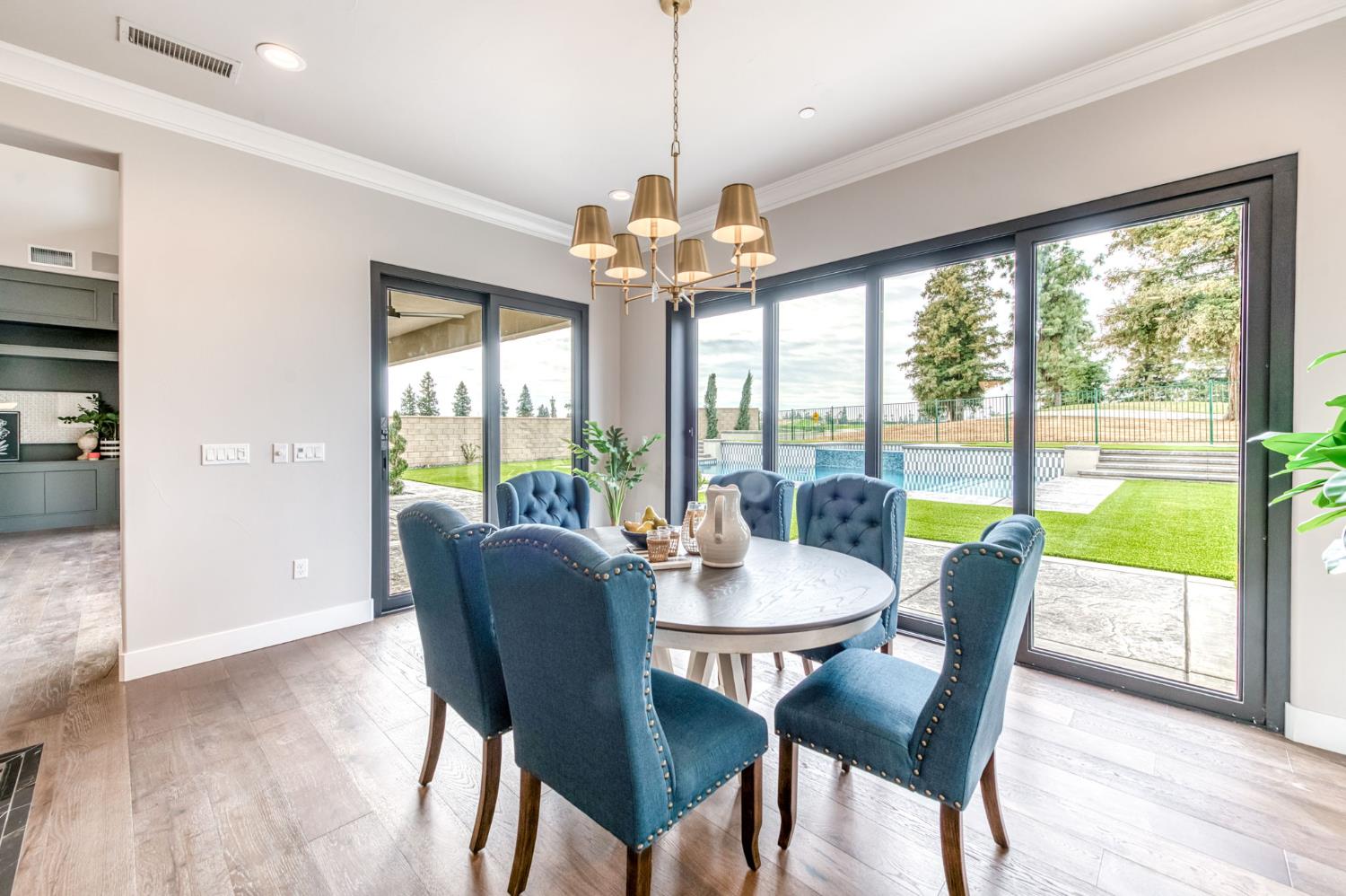 11417 N Portofino Dr, Fresno, CA 93730