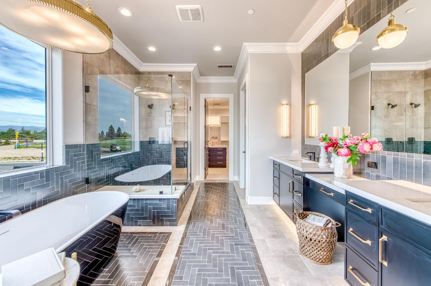 11417 N Portofino Dr, Fresno, CA 93730