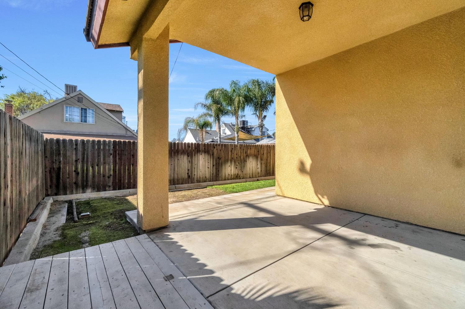 4863 N Doon Way, Fresno, CA 93726