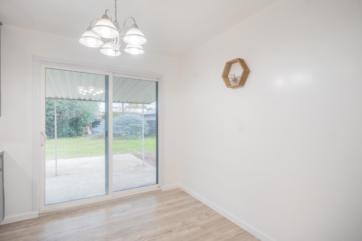 4065 N Eddy Ave, Fresno, CA 93727