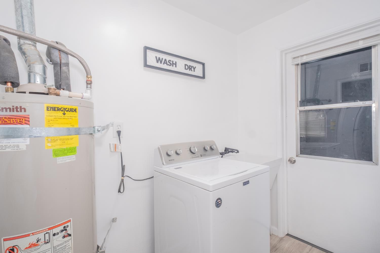 4065 N Eddy Ave, Fresno, CA 93727