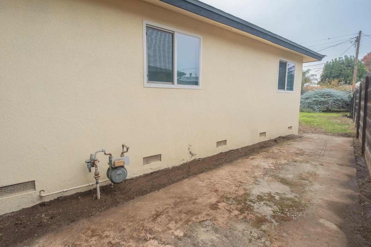 4065 N Eddy Ave, Fresno, CA 93727