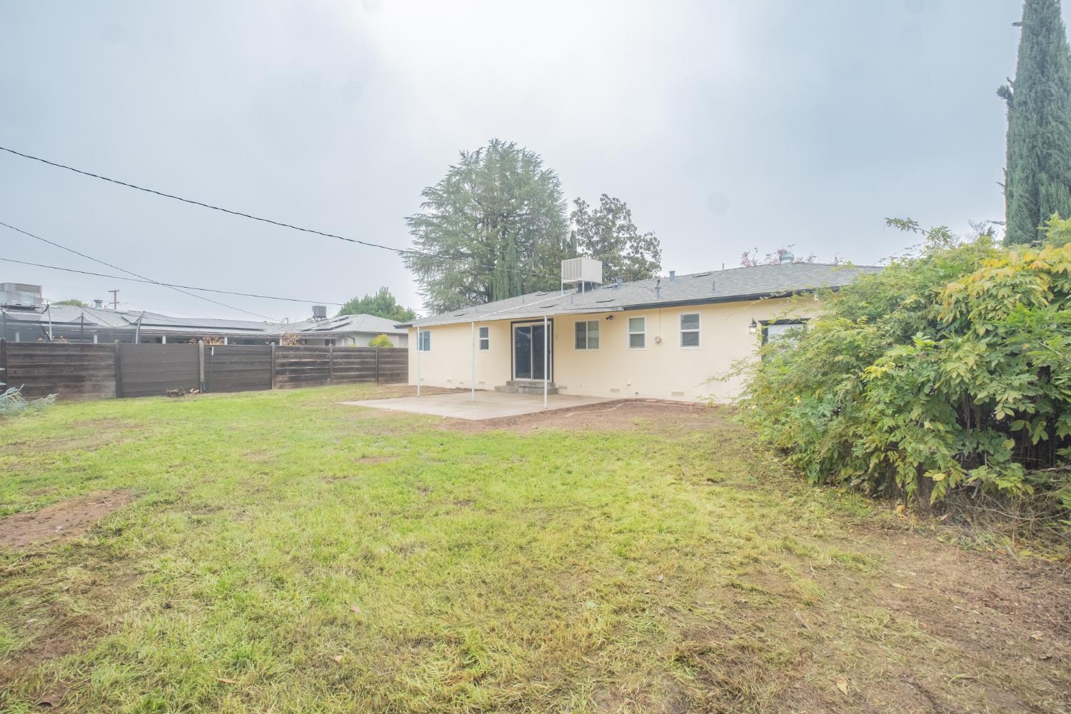 4065 N Eddy Ave, Fresno, CA 93727