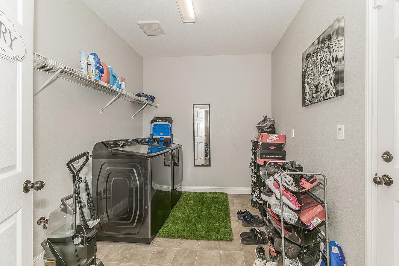 6805 W Fir Ave, Fresno, CA 93722