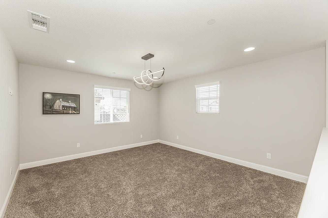 6805 W Fir Ave, Fresno, CA 93722