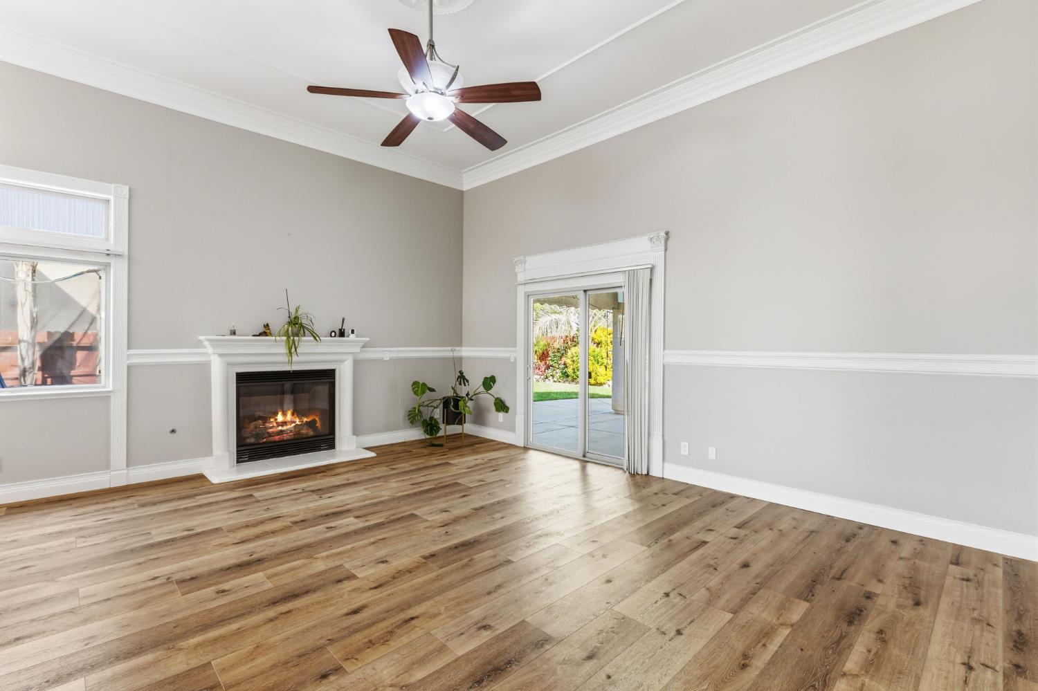 2740 E El Paso Ave, Fresno, CA 93720