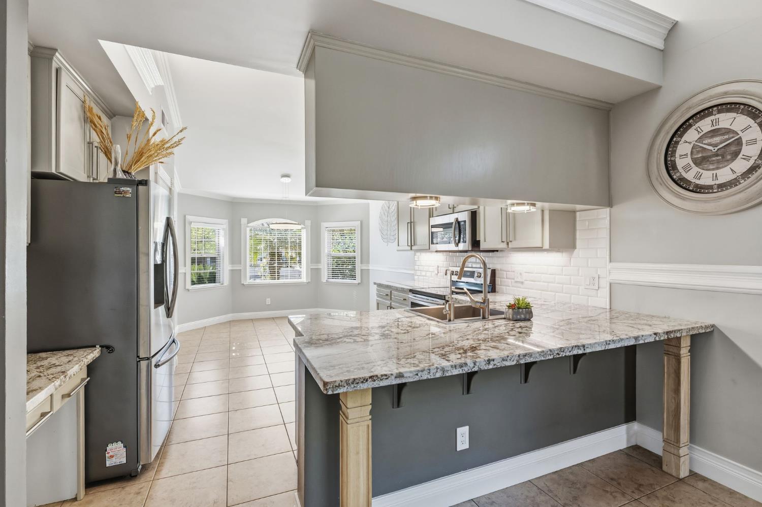 2740 E El Paso Ave, Fresno, CA 93720