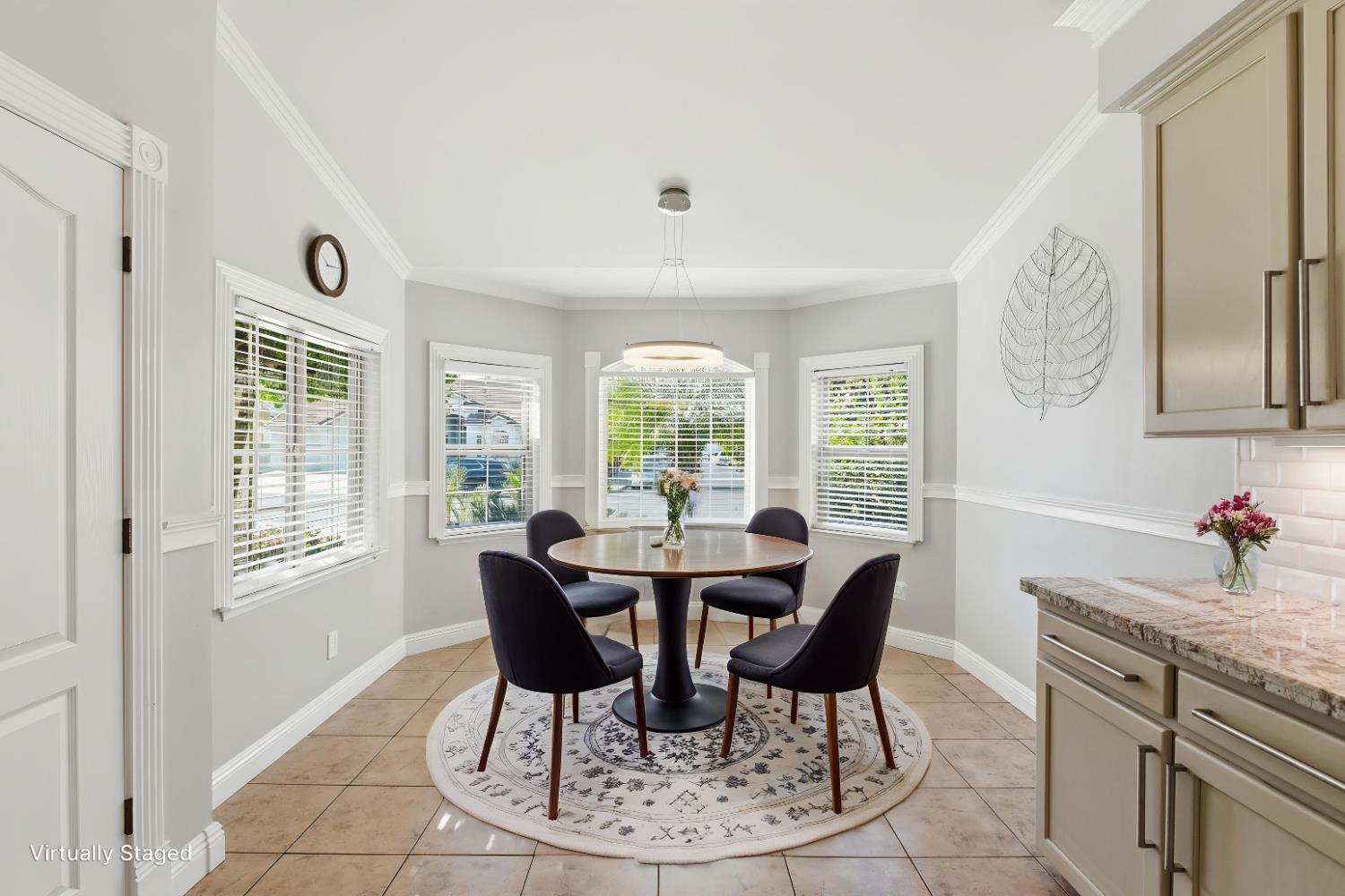 2740 E El Paso Ave, Fresno, CA 93720