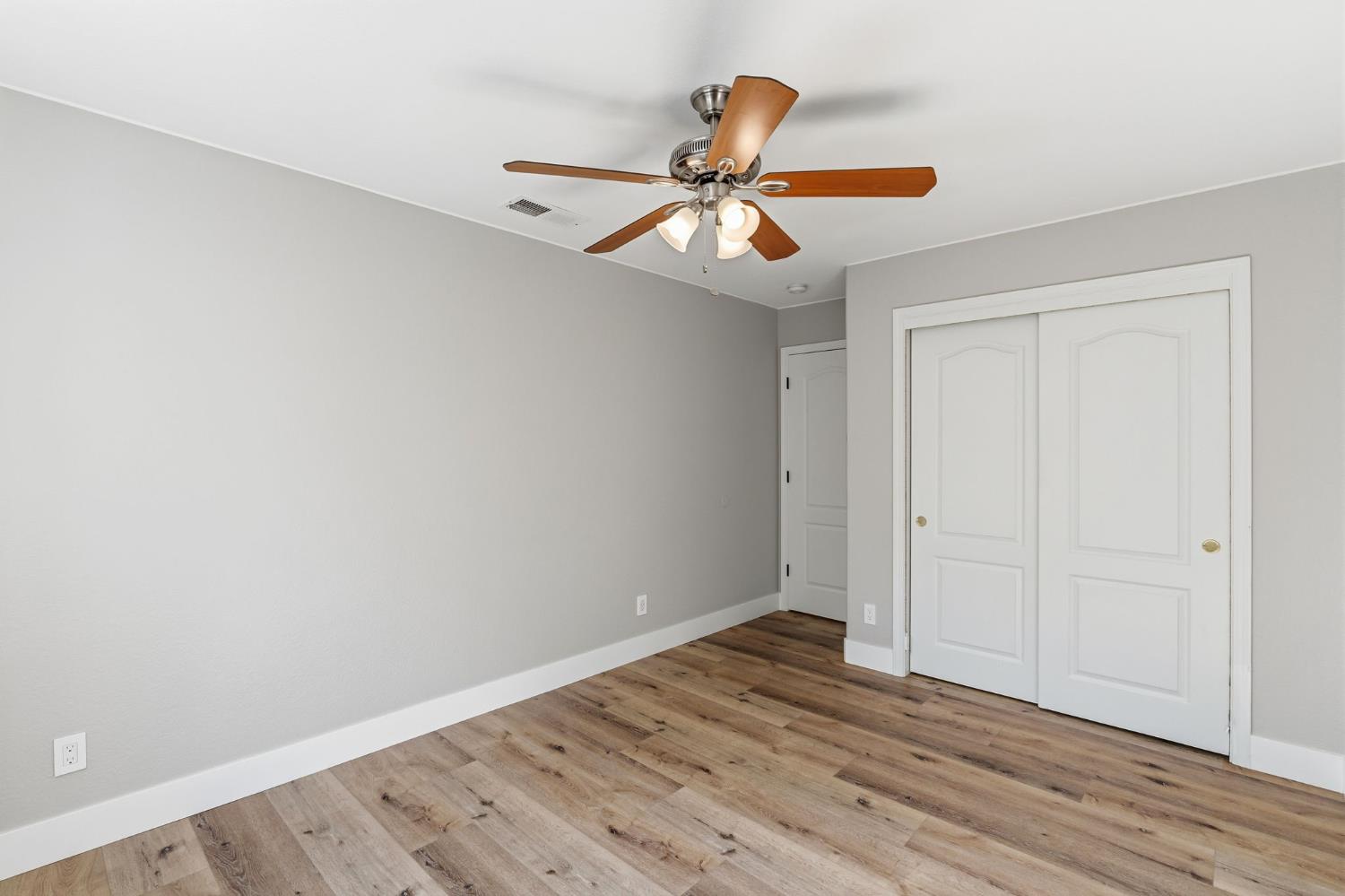 2740 E El Paso Ave, Fresno, CA 93720