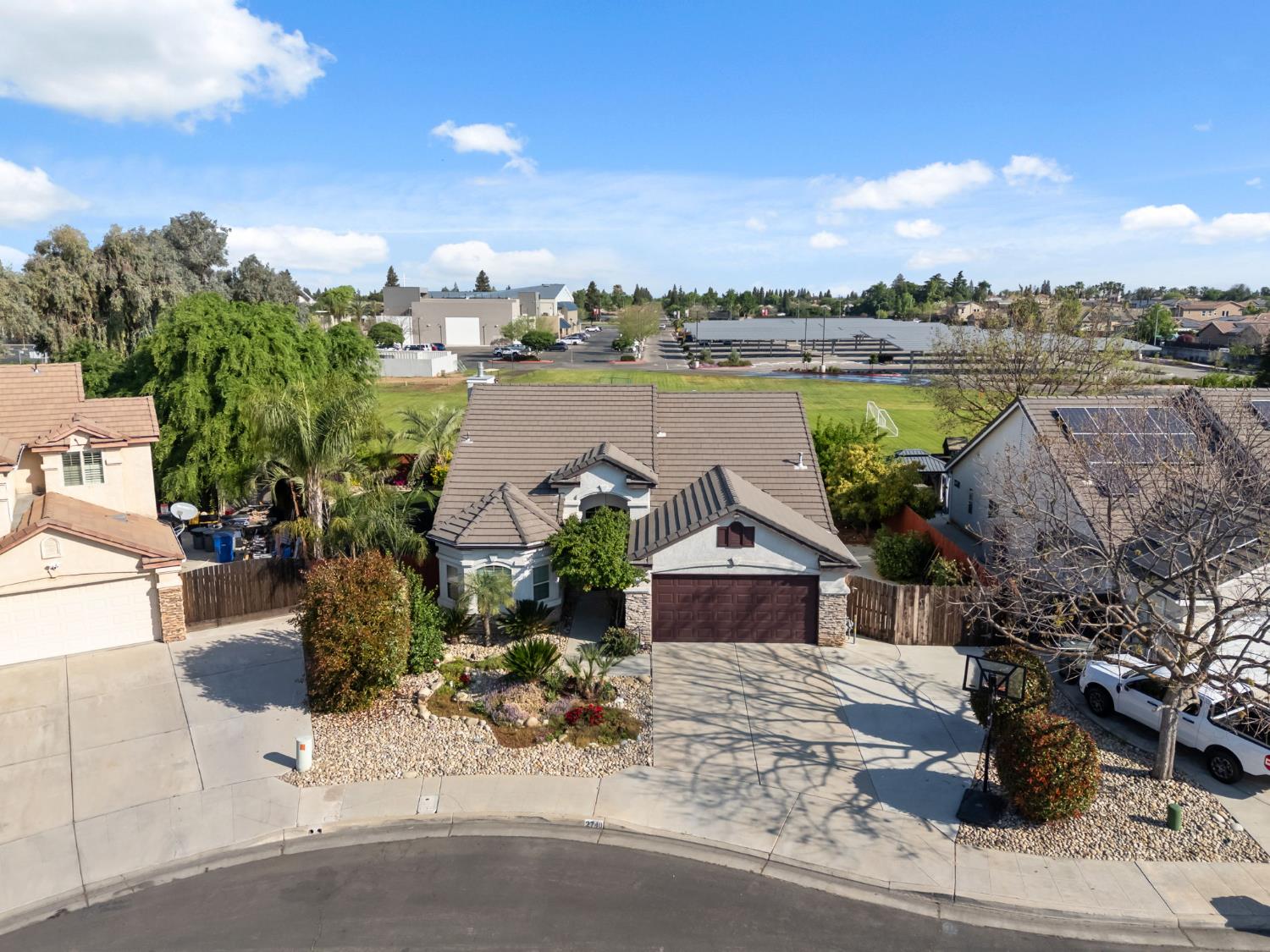 2740 E El Paso Ave, Fresno, CA 93720