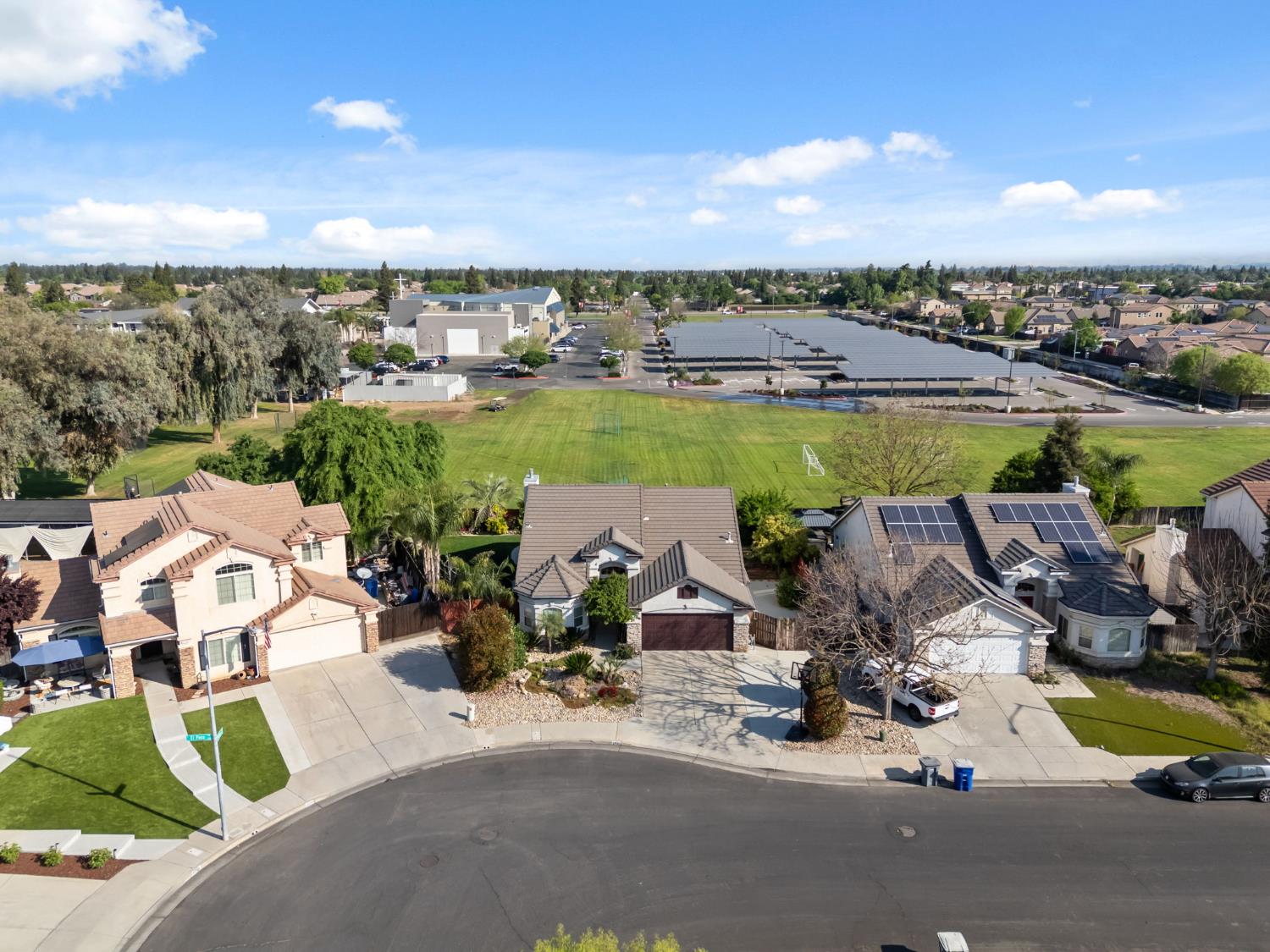 2740 E El Paso Ave, Fresno, CA 93720