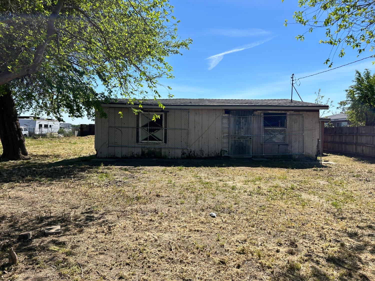 3243 W Beran Way, Fresno, CA 93706