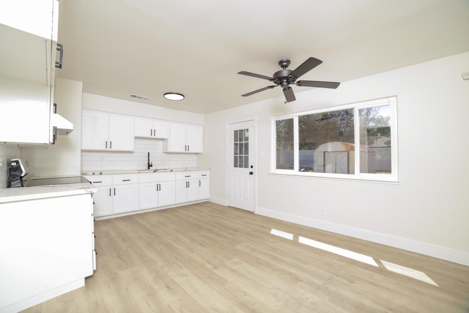 3231 W Indianapolis Ave, Fresno, CA 93722