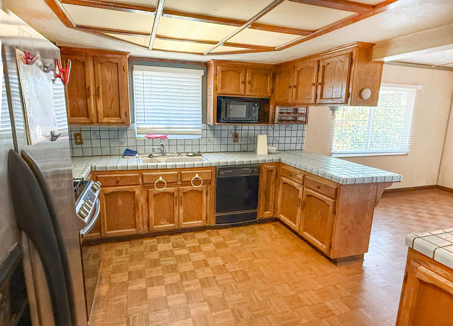 738 N Garden Ave, Fresno, CA 93727